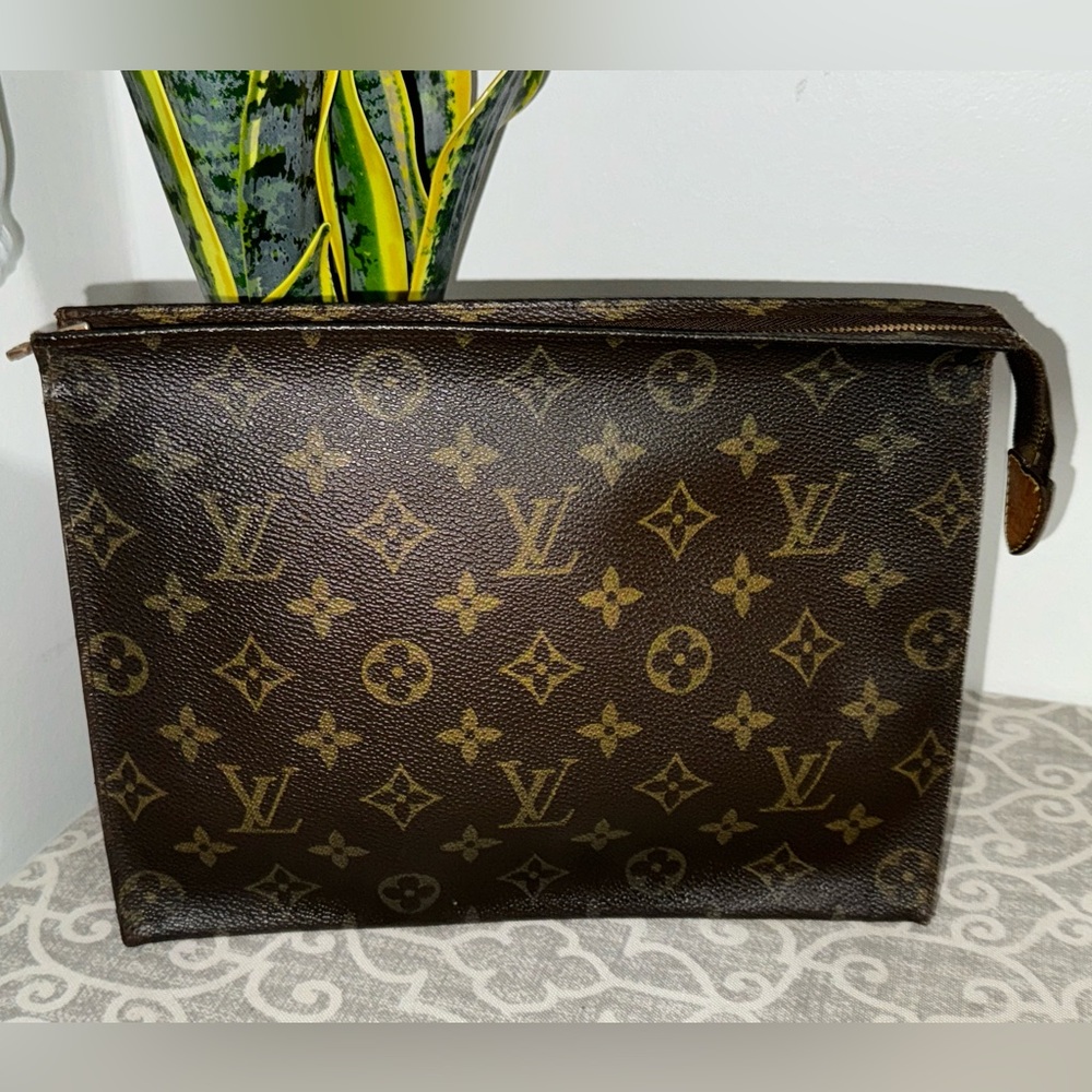 Authenticity Louis Vuitton Monogram Toiletry 26 Pouch
